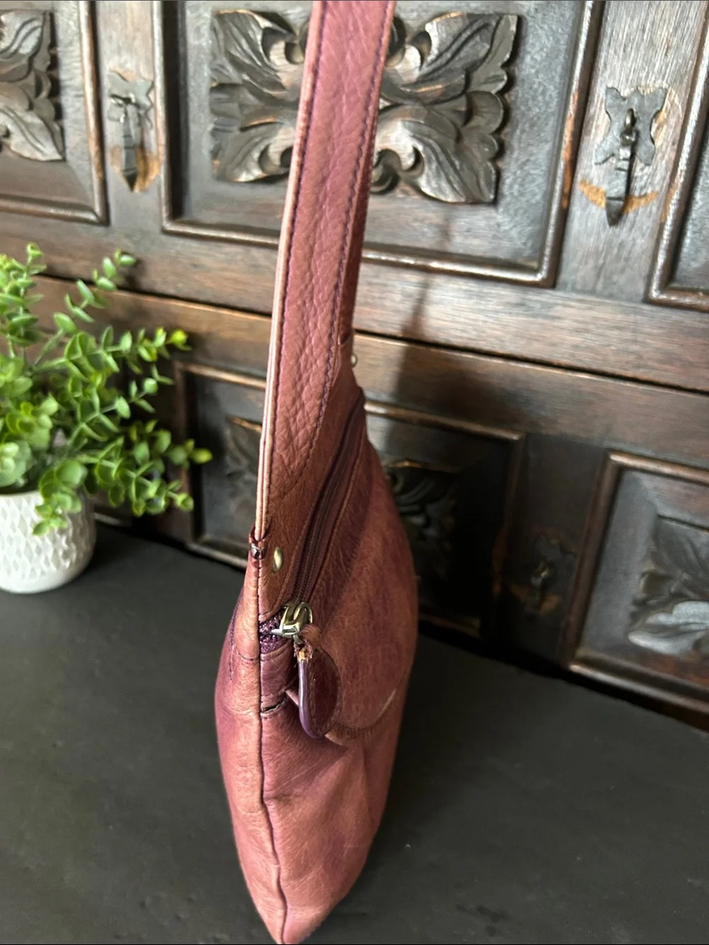 Compact Mauve Pink Leather Crossbody Bag with Front Flap
